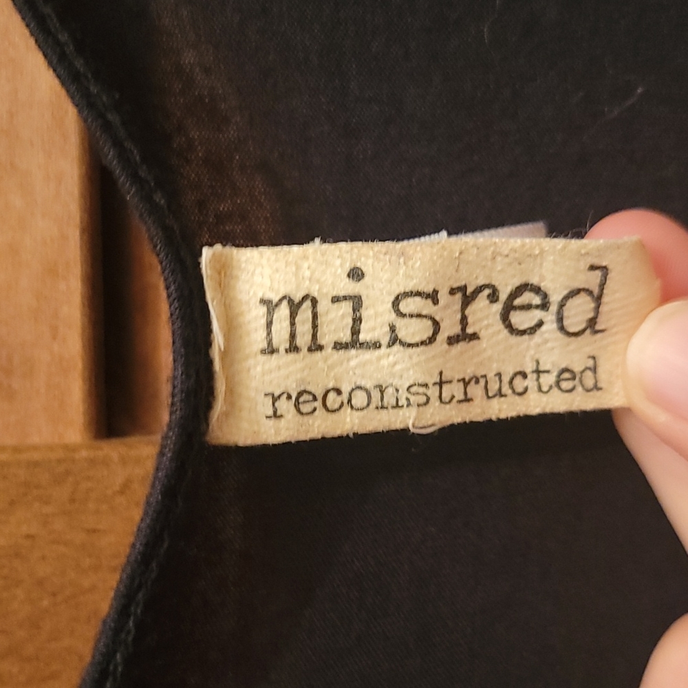 Mis reconstructed cross tank top - Picture 4 of 6